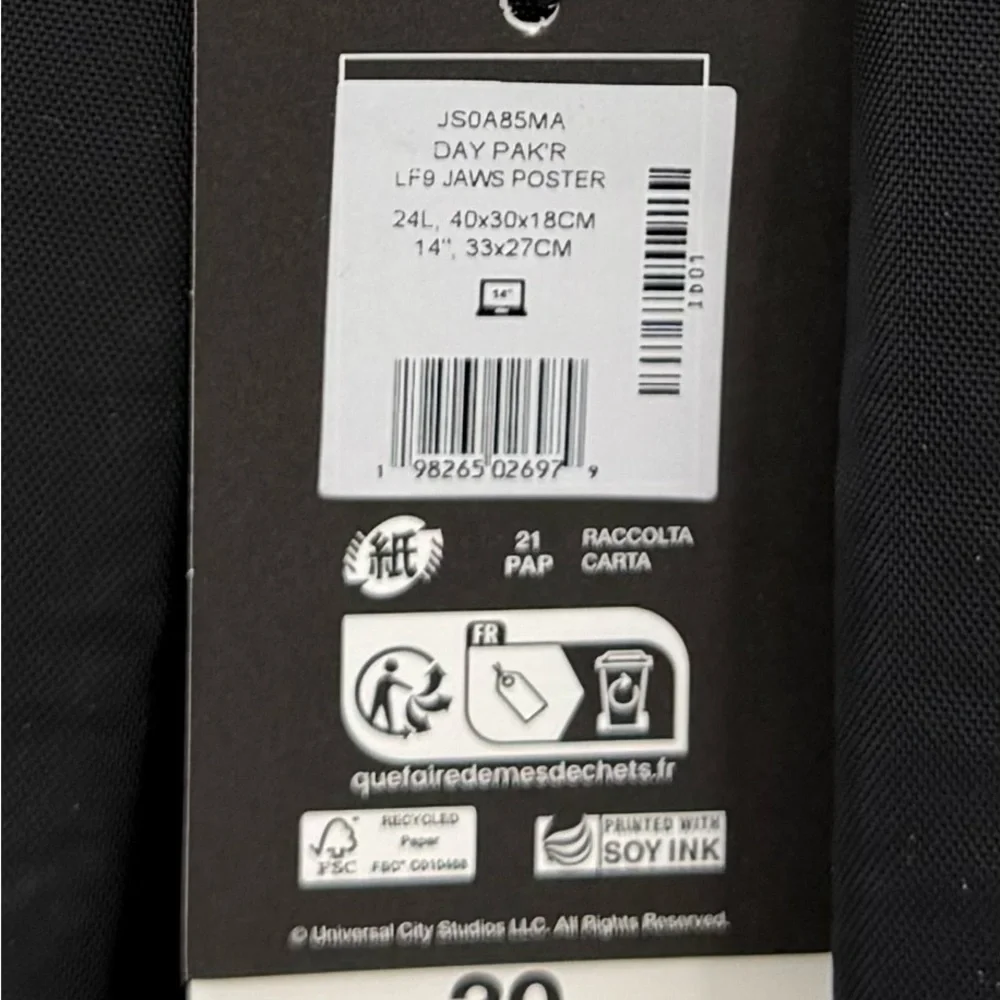 Eastpak Padded Day Pak'r Backpack Jaws Poster JS0A85MA Very Hard To Find New NWT